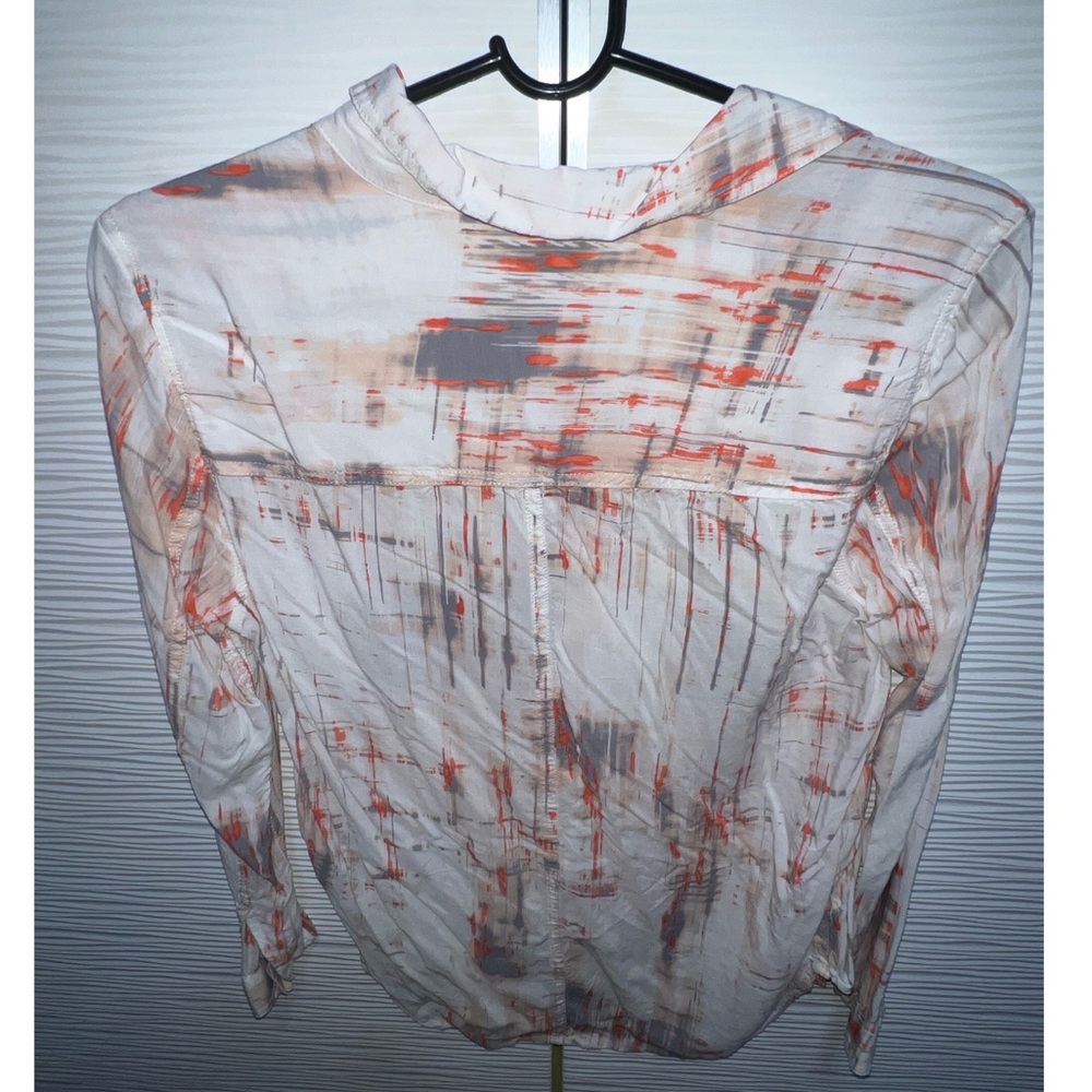 Abstract print button down - Picture 2 of 3